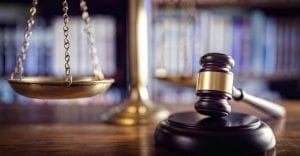 legal scale and gavel